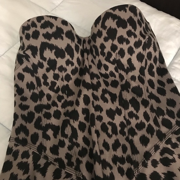 Victoria’s Secret Leopard strapless dress XS 34A - Picture 3 of 6